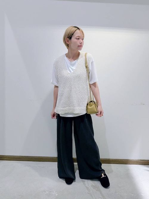 未使用 センソユニコ カジュアルパンツ プリーツ入り 未使用 センソユニコ カジュアルパンツ プリーツ入り Sensounico