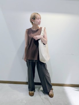 「撥水」｜「アイテム（スラックス）」を使った、のみ子さん（レディース・154cm）の秋コーディネート