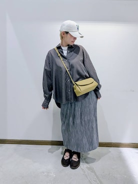 「ロングスカート」｜「アイテム（シャツ/ブラウス）」を使った、のみ子さん（レディース・154cm・30代）の秋コーディネート