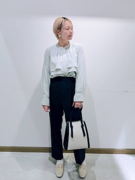 「GLOBAL WORK（グローバルワーク）のサイズ拡大/らくっション撥水2WAYローファー/131468（ローファー、ホワイト系）」を使った、のみ子さん（レディース・154cm）の春コーディネート