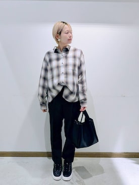 「GLOBAL WORK（グローバルワーク）のスペ軽変形5WAYBAG/580783（トートバッグ、ブラック系）」を使った、のみ子さん（レディース・154cm）の春コーディネート