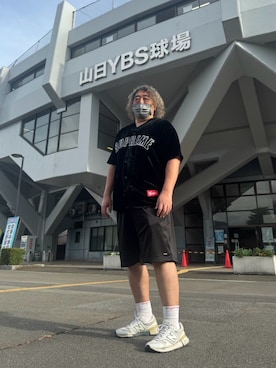 「Supreme （シュプリーム）のアイテム（シャツ/ブラウス、ブラック系）」を使った、hiroremeさん（メンズ・175cm）の夏コーディネート