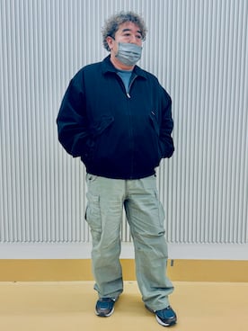 「Supreme （シュプリーム）のアイテム（パンツ）」を使った、hy60hyさん（メンズ・175cm）の冬コーディネート