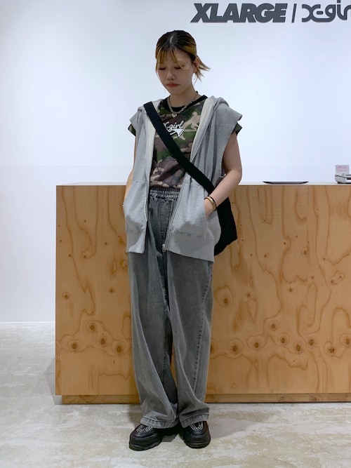 CURSIVE LOGO CAMO S/S BABY TEE（Tシャツ/カットソー）｜X-girl