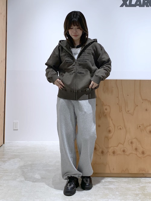 EYELET EMBROIDERY ZIP UP SWEAT HOODIE（パーカー）｜X-girl