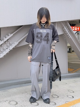 「X-girl（エックスガール）のCURVED CUT PANELED PANTS（スラックス、グレー系）」を使った、かももさん（レディース・160cm）の春コーディネート