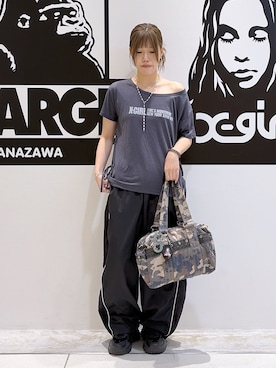 「アイテム（コインケース、ブラック系）」を使った、かももさん（レディース・160cm）の夏コーディネート