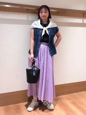 「SHIPS Colors（シップス カラーズ）のアイテム（ハンドバッグ）」を使った、こずえさん（レディース・160cm）の春コーディネート