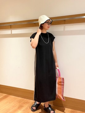 「SHIPS Colors（シップス カラーズ）のアイテム（ネックレス）」を使った、こずえさん（レディース・160cm）の夏コーディネート