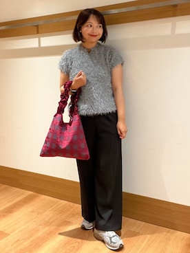 「SHIPS Colors（シップス カラーズ）のアイテム（その他パンツ）」を使った、こずえさん（レディース・160cm）の秋コーディネート