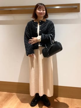 「SHIPS Colors（シップス カラーズ）のアイテム（ショルダーバッグ）」を使った、こずえさん（レディース・160cm）の秋コーディネート