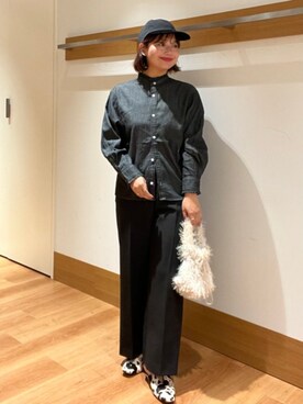 「SHIPS Colors（シップス カラーズ）のアイテム（その他パンツ）」を使った、こずえさん（レディース・160cm）の秋コーディネート