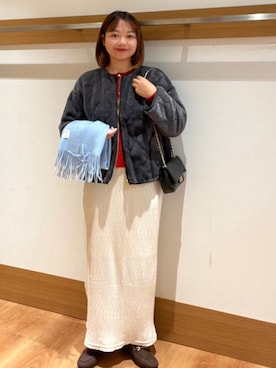 「ベロア」｜「アイテム（ローファー）」を使った、こずえさん（レディース・160cm）の冬コーディネート