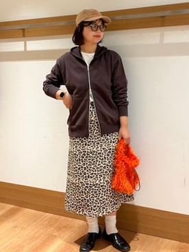 「SHIPS Colors（シップス カラーズ）のアイテム（ハンドバッグ）」を使った、こずえさん（レディース・160cm）の秋コーディネート