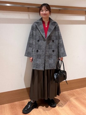 「アイテム（ピーコート）」を使った、こずえさん（レディース・160cm）の冬コーディネート