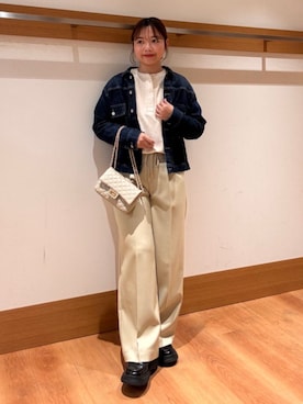 「SHIPS Colors（シップス カラーズ）のアイテム」を使った、こずえさん（レディース・160cm）の春コーディネート