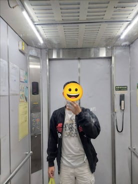 「PUMA（プーマ）のアイテム（ジャケット/アウター）」を使った、林伯叡さん（メンズ・170cm）の秋コーディネート