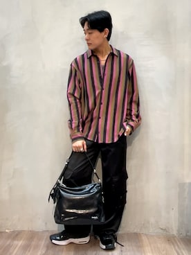 「Desigual（デシグアル）のLINA カーゴロングパンツ ブラック（その他パンツ、ブラック系）」を使った、Desigual原宿 STAFFさん（メンズ・167cm）の春コーディネート