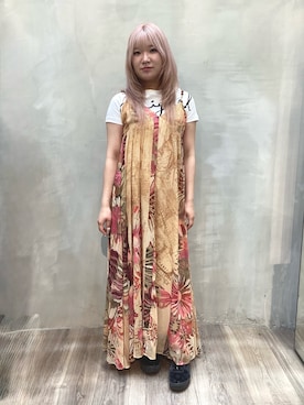 「Desigual（デシグアル）のDesigualロゴプリントベーシックT 白 黒（Tシャツ/カットソー、ホワイト系）」を使った、Desigual原宿 STAFFさん（メンズ・167cm）の春コーディネート