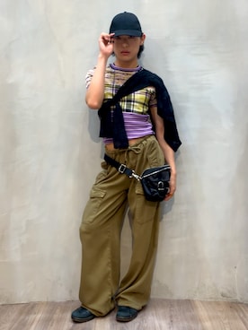 「Desigual（デシグアル）のアイテム（パンツ）」を使った、Desigual原宿 STAFFさん（メンズ・167cm）の夏コーディネート