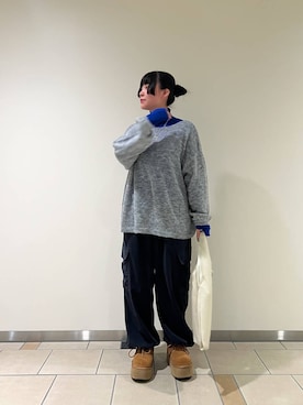 「タートルネック」｜「アイテム（カーゴパンツ）」を使った、𖤐KIRA𖤐 さん（レディース・158cm）の冬コーディネート