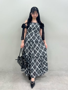 「one after another NICE CLAUP(ワンアフターアナザーナイスクラップ)の【SMサイズ展開あり】サイドカットロングワンピース(ワンピース、その他)」を使った、ねねさん(レディース・148cm)の春コーディネート