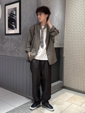「ADAM ET ROPE'（アダムエロペ）のボックスシルエット リネン シャツ ジャケット / セットアップ可能（テーラードジャケット、グレー系）」を使った、nakajiryoさん（メンズ）の夏コーディネート