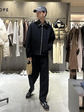 「ADAM ET ROPE'（アダムエロペ）のアイテム（ハンドバッグ）」を使った、nakajiryoさん（メンズ・178cm）の秋コーディネート