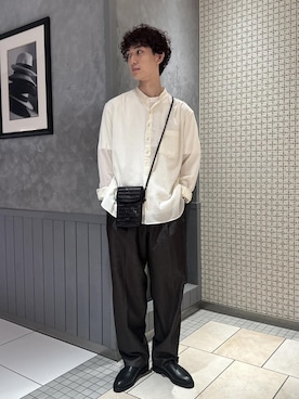 「ADAM ET ROPE'（アダムエロペ）の近江晒 シアー プルオーバーシャツ（シャツ/ブラウス、ホワイト系）」を使った、nakajiryoさん（メンズ）の夏コーディネート