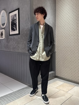 「ADAM ET ROPE'（アダムエロペ）の【DELEGANT】 コンフォート テーラードジャケット / セットアップ対応（テーラードジャケット、グレー系）」を使った、nakajiryoさん（メンズ）の春コーディネート