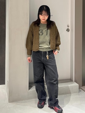 「アイテム（Tシャツ/カットソー、グリーン系）」を使った、HINAさん（レディース・162cm）の秋コーディネート