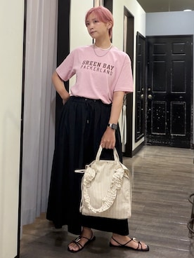 「Right-on（ライトオン）のタイプライタースカート（裙子、ブラック系）」を使った、AYUMiさん（レディース・166cm）の夏コーディネート