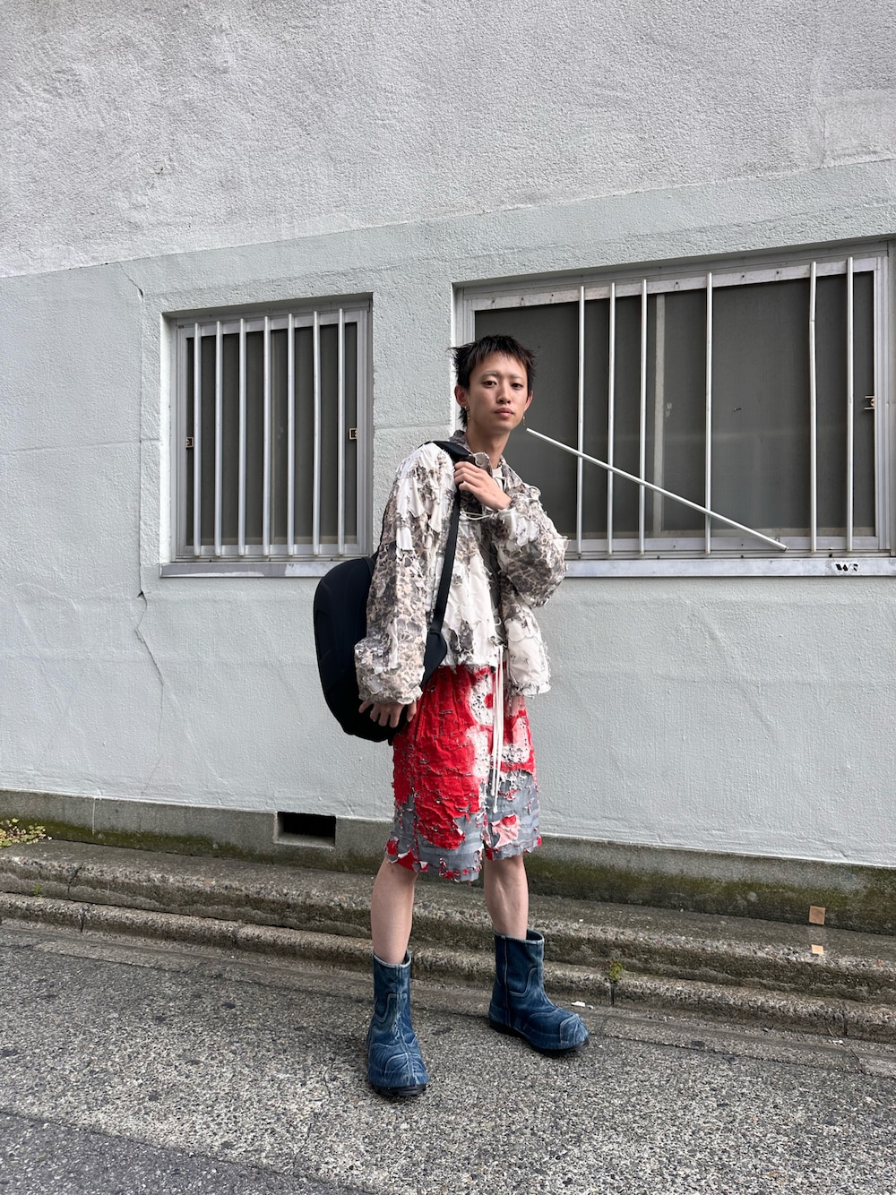 「Diesel」｜「DIESELのアイテム（その他アウター、ホワイト系）」を使った、eishiさん（メンズ・172cm）の夏コーディネートの1枚目の写真