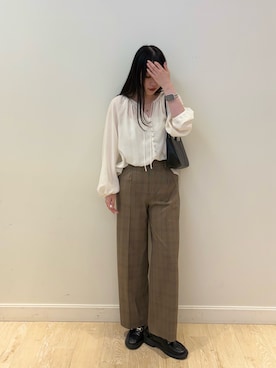 「オフィスカジュアル」｜「アイテム（パンツ）」を使った、nanamiさん（レディース・163cm）の夏コーディネート
