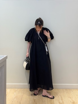 「NOLLEY’S（ノーリーズ）の【SINBONO/シンボノ】 コンビボストンバッグ（ボストンバッグ、ブラック系）」を使った、nanamiさん（レディース・163cm）の夏コーディネート