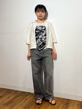 「SENSE OF PLACE by URBAN RESEARCH(センスオブプレイスバイアーバンリサーチ)のヒラヒラパッチワークシシュウシャツ(シャツ/ブラウス、ホワイト系)」を使った、あんりさん(レディース・152cm)の夏コーディネート