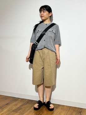 「SENSE OF PLACE by URBAN RESEARCH(センスオブプレイスバイアーバンリサーチ)のテープヤーンポケット付きカーディガン(ニット/セーター、グレー系)」を使った、あんりさん(レディース・152cm)の夏コーディネート