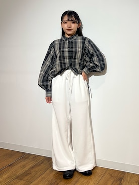 「アイテム（スリッポン）」を使った、アンリさん（レディース・152cm）の秋コーディネート