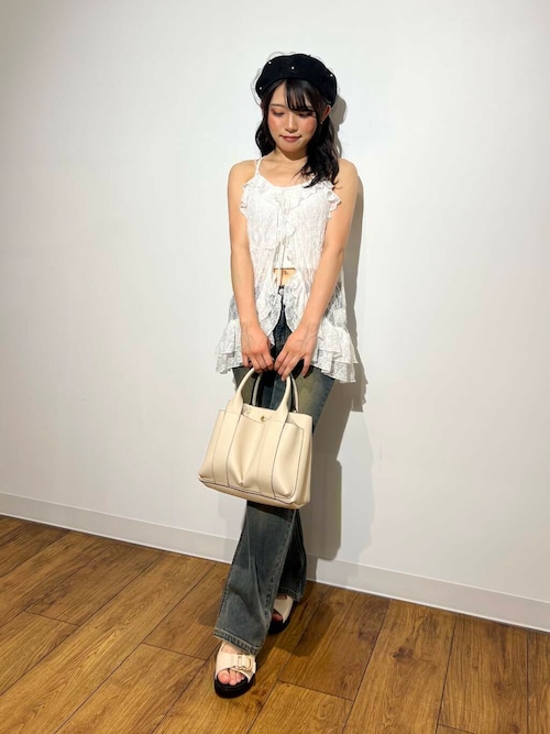 ローライズフレアデニムパンツ