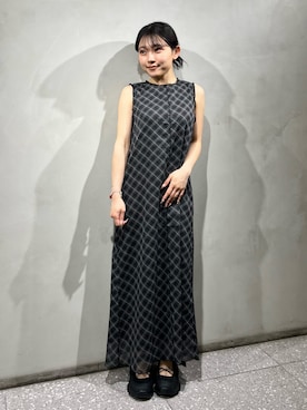 「SENSE OF PLACE by URBAN RESEARCH(センスオブプレイスバイアーバンリサーチ)のチェックシアーナローワンピース(ワンピース、ブラック系)」を使った、あんりさん(レディース・152cm)の春コーディネート