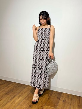 「刺繍」｜「アイテム（ワンピース）」を使った、アンリさん（レディース・152cm）の夏コーディネート