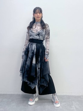 「アイテム（パンツ）」を使った、KORINさん（レディース・170cm）の春コーディネート