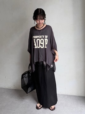 「DouDou（ドゥドゥ）のシアーポンチョロゴTEE（Tシャツ/カットソー、グレー系）」を使った、madokaさん（レディース・156cm）の春コーディネート