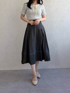 「MISCH MASCH（ミッシュマッシュ）の2025春夏新作 バックレースアップポリデニムスカート（スカート、ブルー系）」を使った、MISCHMASCH ECさん（レディース・150cm）の春コーディネート