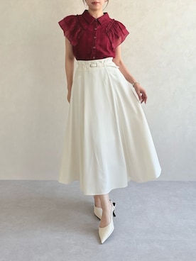 「MISCH MASCH（ミッシュマッシュ）の2026春夏新作 配色ラインフレアスカート（スカート、ホワイト系）」を使った、MISCHMASCH ECさん（レディース・150cm）の夏コーディネート