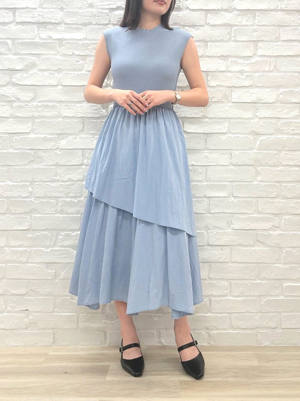 「ミッシュマッシュ、MISCH MASCH、mischmasch、高身長、高身長女子、高身長コーデ、160cm台コーデ、フェミニン、キレイめ、ワンピース、春コーデ、夏コーデ」｜「MISCH MASCHのWEB限定 2025春夏新作 ドッキングニットワンピース（ワンピース、ブルー系）」を使った、MISCHMASCH ECさん（レディース・167cm）の春コーディネートの1枚目の写真