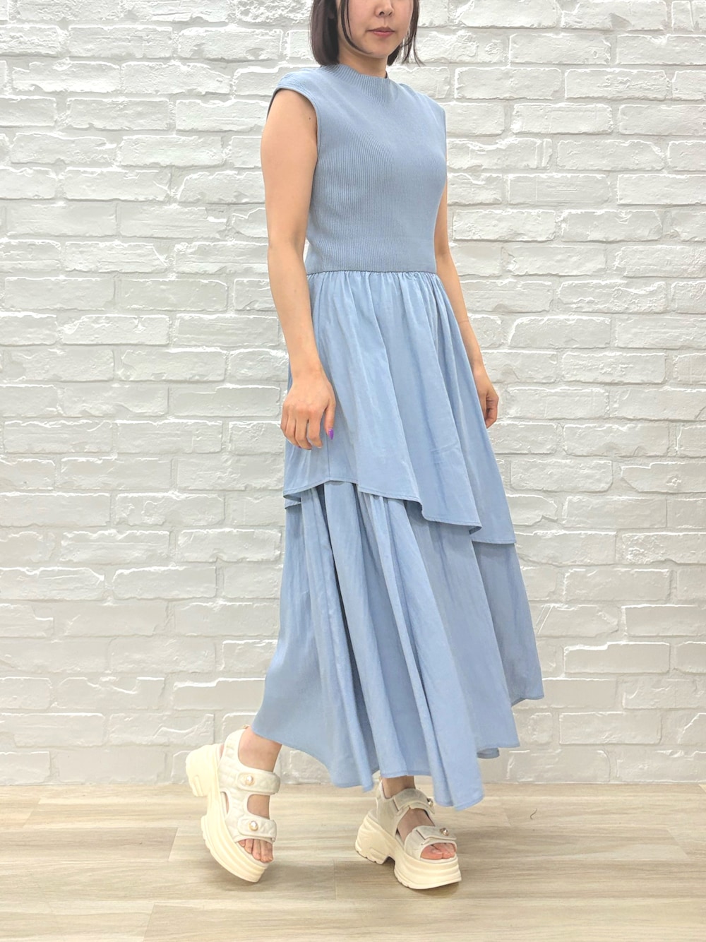 「ミッシュマッシュ、MISCH MASCH、mischmasch、低身長、高身長、150cm台コーデ、156cm、キレイめ、フェミニン、ワンピース」｜「MISCH MASCHのWEB限定 2025春夏新作 ドッキングニットワンピース（ワンピース、ブルー系）」を使った、MISCHMASCH ECさん（レディース・156cm）の春コーディネートの1枚目の写真