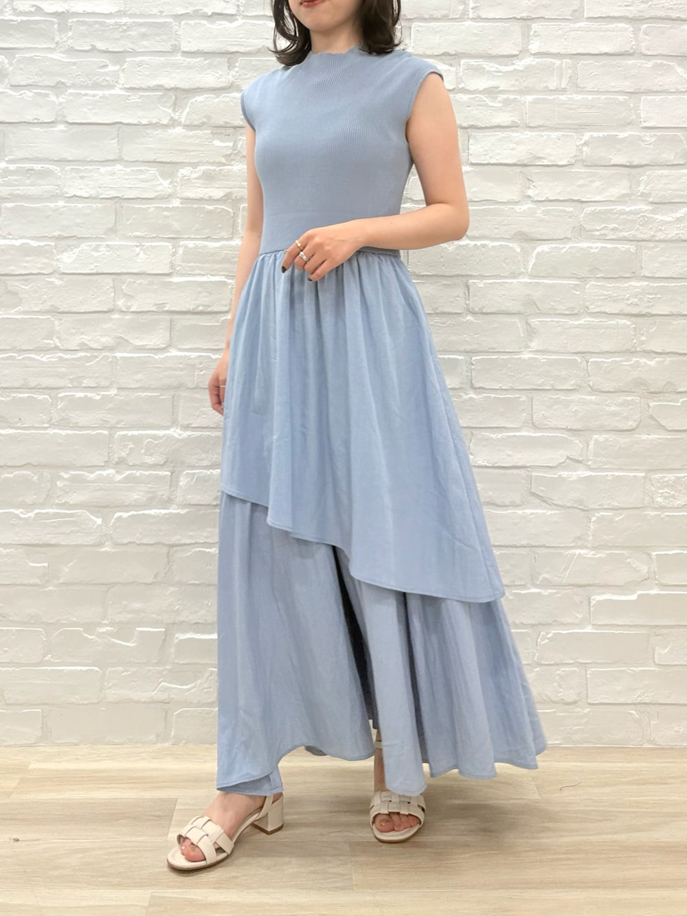 「ミッシュマッシュ、MISCH MASCH、mischmasch、低身長、低身長コーデ、150cm、150cm台コーデ、フェミニン、キレイめ、ワンピース、春コーデ、夏コーデ」｜「MISCH MASCHのWEB限定 2025春夏新作 ドッキングニットワンピース（ワンピース、ブルー系）」を使った、MISCHMASCH ECさん（レディース・150cm）の春コーディネートの1枚目の写真