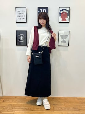 「アイテム（デニムスカート）」を使った、izuさん（レディース・161cm）の秋コーディネート