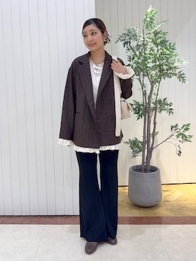 「アイテム（シュシュ）」を使った、𝑅𝑢𝑛𝑎さん（レディース・164cm）の秋コーディネート